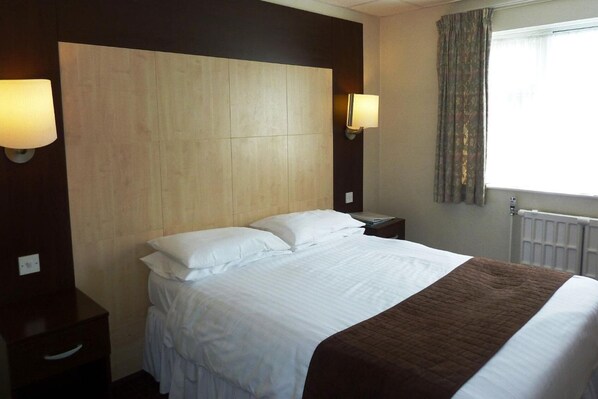 In-room safe, individually decorated, individually furnished, desk