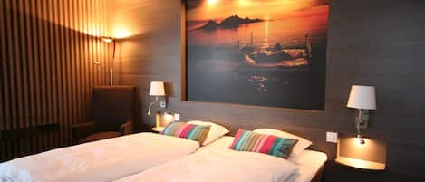 Junior Suite, Non Smoking | Minibar, desk, iron/ironing board, cribs/infant beds