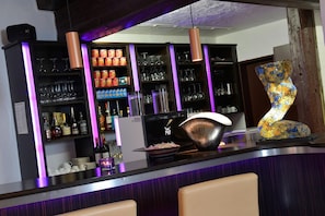 Bar (on property) - Arthotel Haar (Haar)