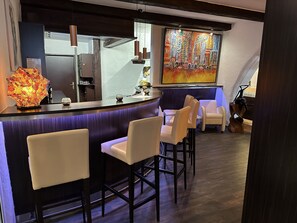 Bar (en la propiedad)
