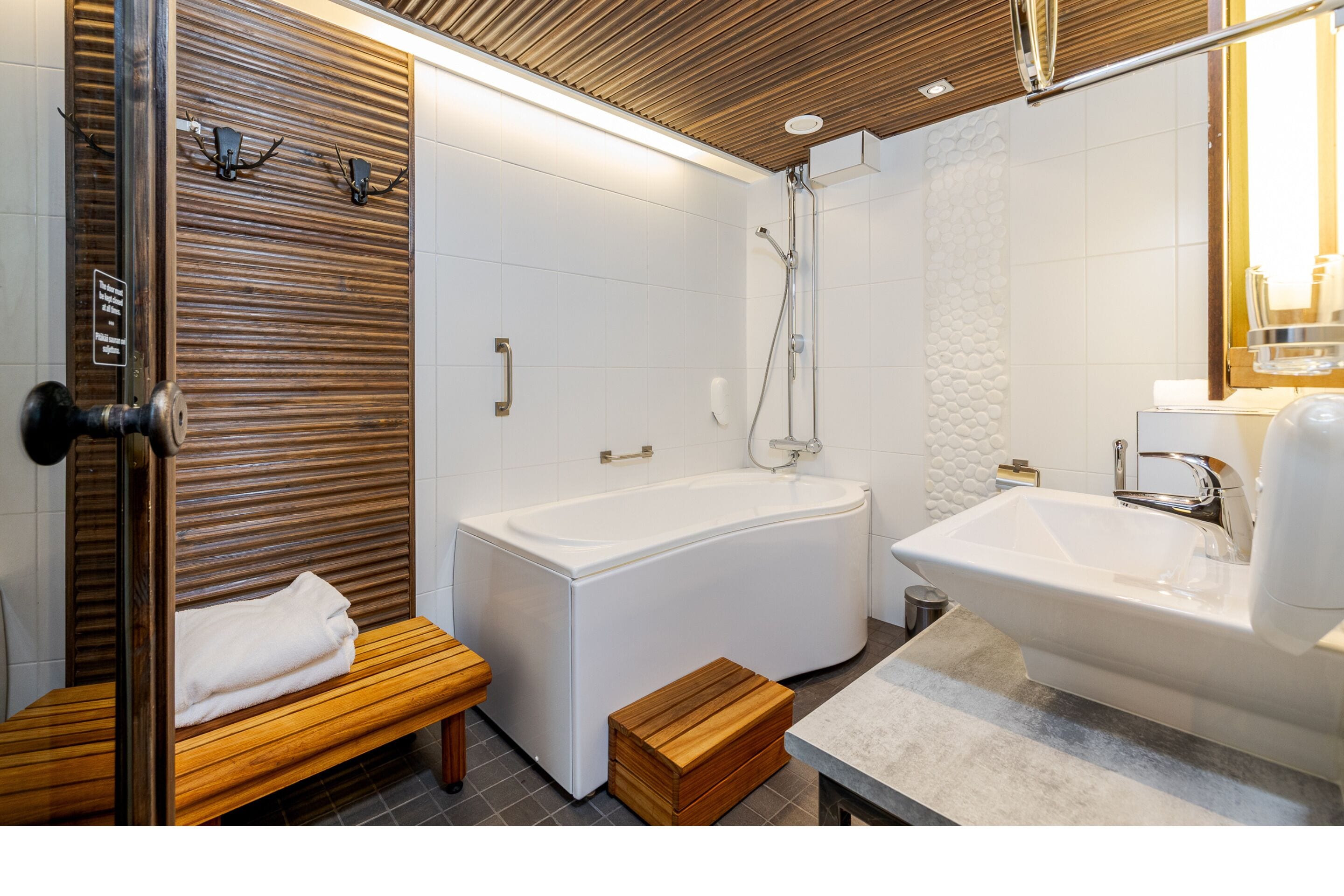 Photo - Santa's Hotel Santa Claus