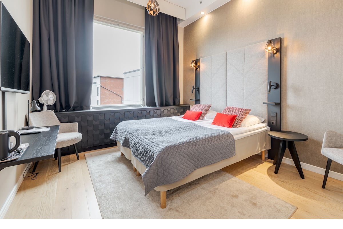 Standard Double | 1 bedroom, minibar, in-room safe, free WiFi