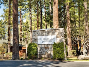 Exterior - Hyatt Vacation Club at High Sierra Lodge, Lake Tahoe (Incline Village)