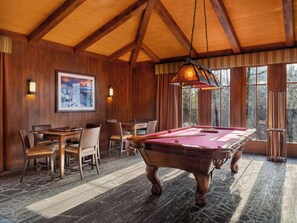 Billiards - Hyatt Vacation Club at High Sierra Lodge, Lake Tahoe (Incline Village)