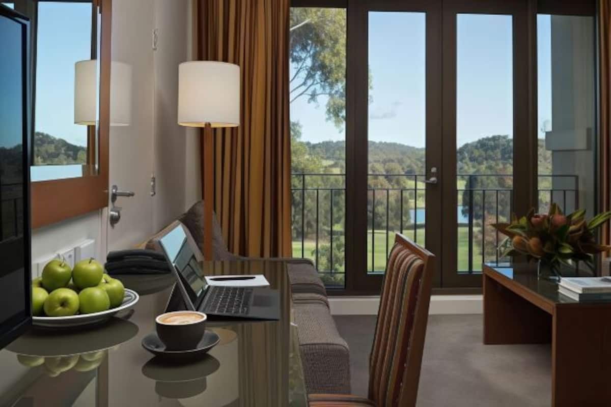 Coin séjour | Télévision de 42 pouces avec chaînes numériques