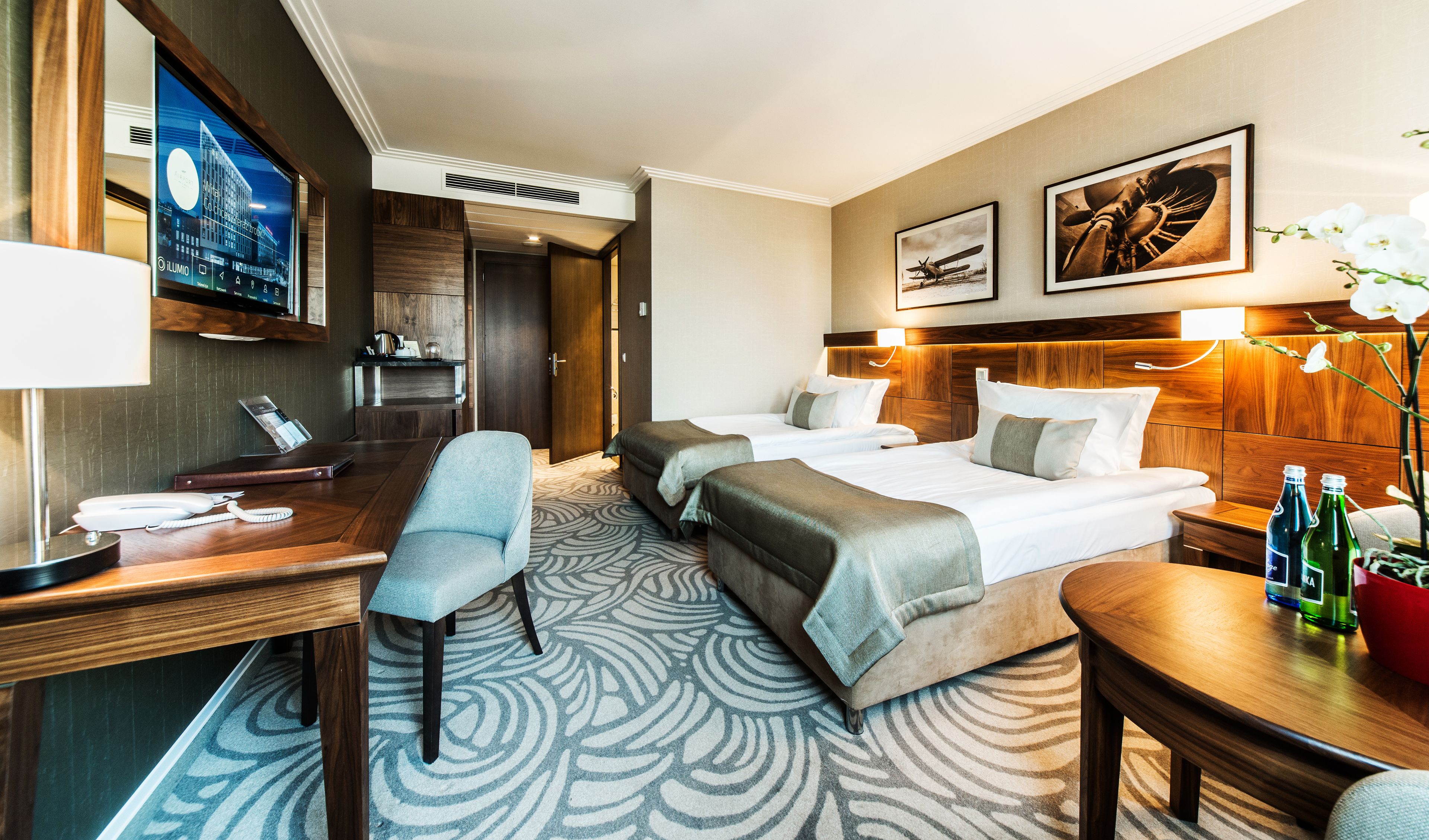 hypo-allergenic bedding, desk, soundproofing, rollaway beds