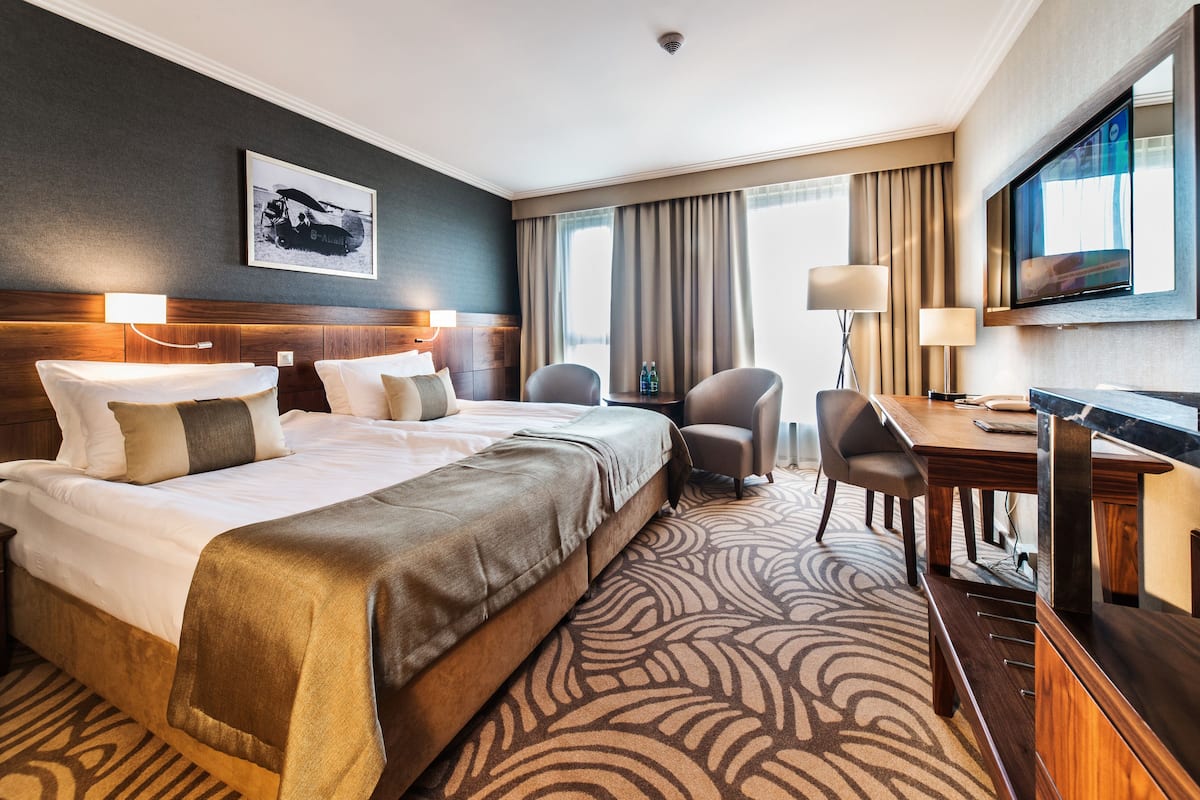 business double or twin room | hypo-allergenic bedding, desk, soundproofing, rollaway beds