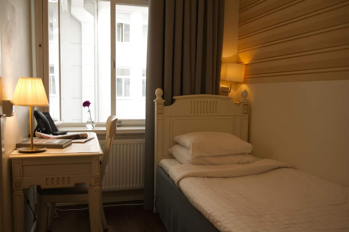 Economy Room, 1 Single Bed, Non Smoking (Small Room)
