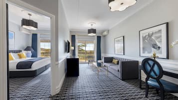 Suite, 1 King Bed (Manor) | Premium bedding, desk, laptop workspace, blackout drapes