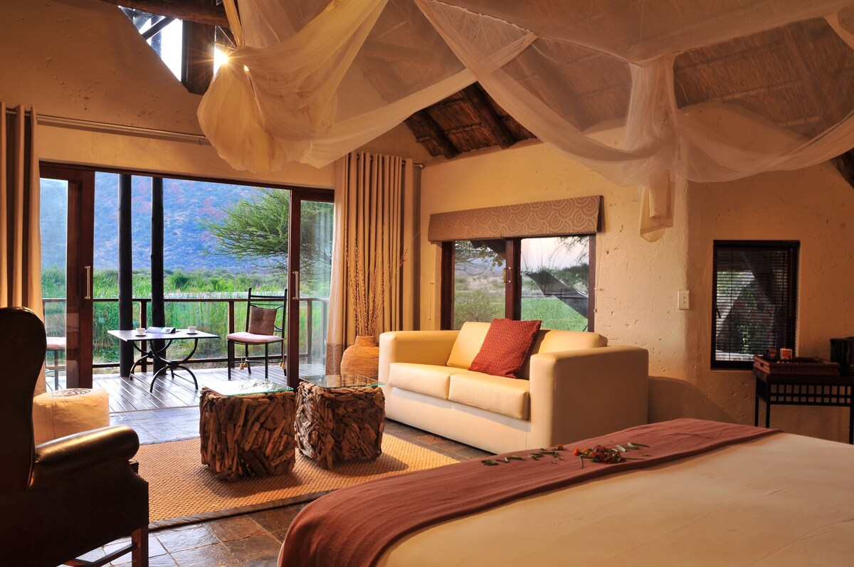 Tau Game Lodge – hotel photo