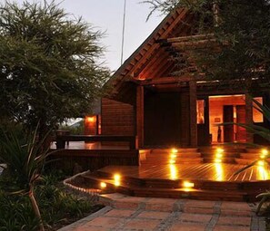 Front of property - evening/night - Tau Game Lodge (Ramotshere Moiloa)