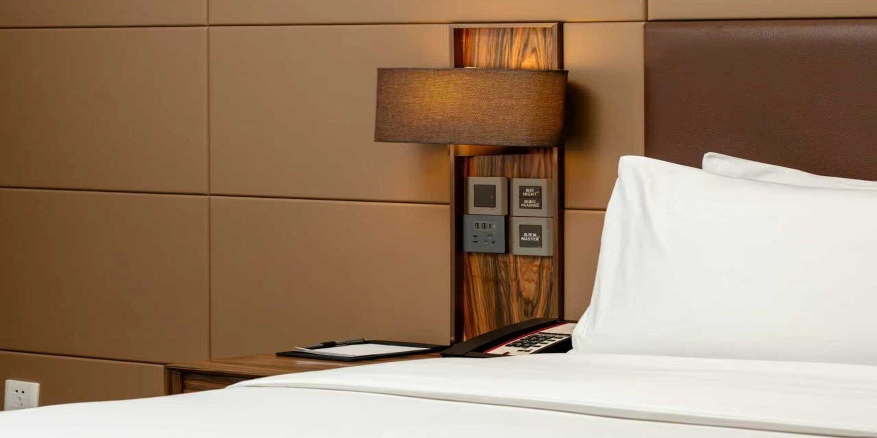 Quarto standard, 1 cama King | Frigobar, cofres nos quartos, escrivaninha