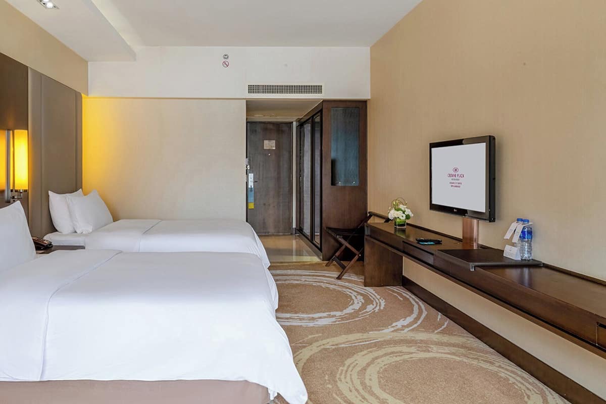 1 bedroom, minibar, in-room safe, desk