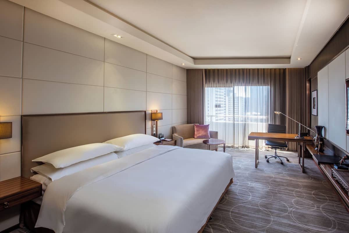 1 bedroom, minibar, in-room safe, desk