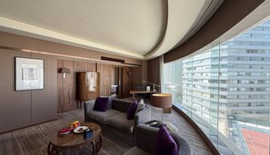 Suite, 1 Bedroom, Club lounge access (Dining) - Crowne Plaza Kunming City Centre by IHG (Kunming)