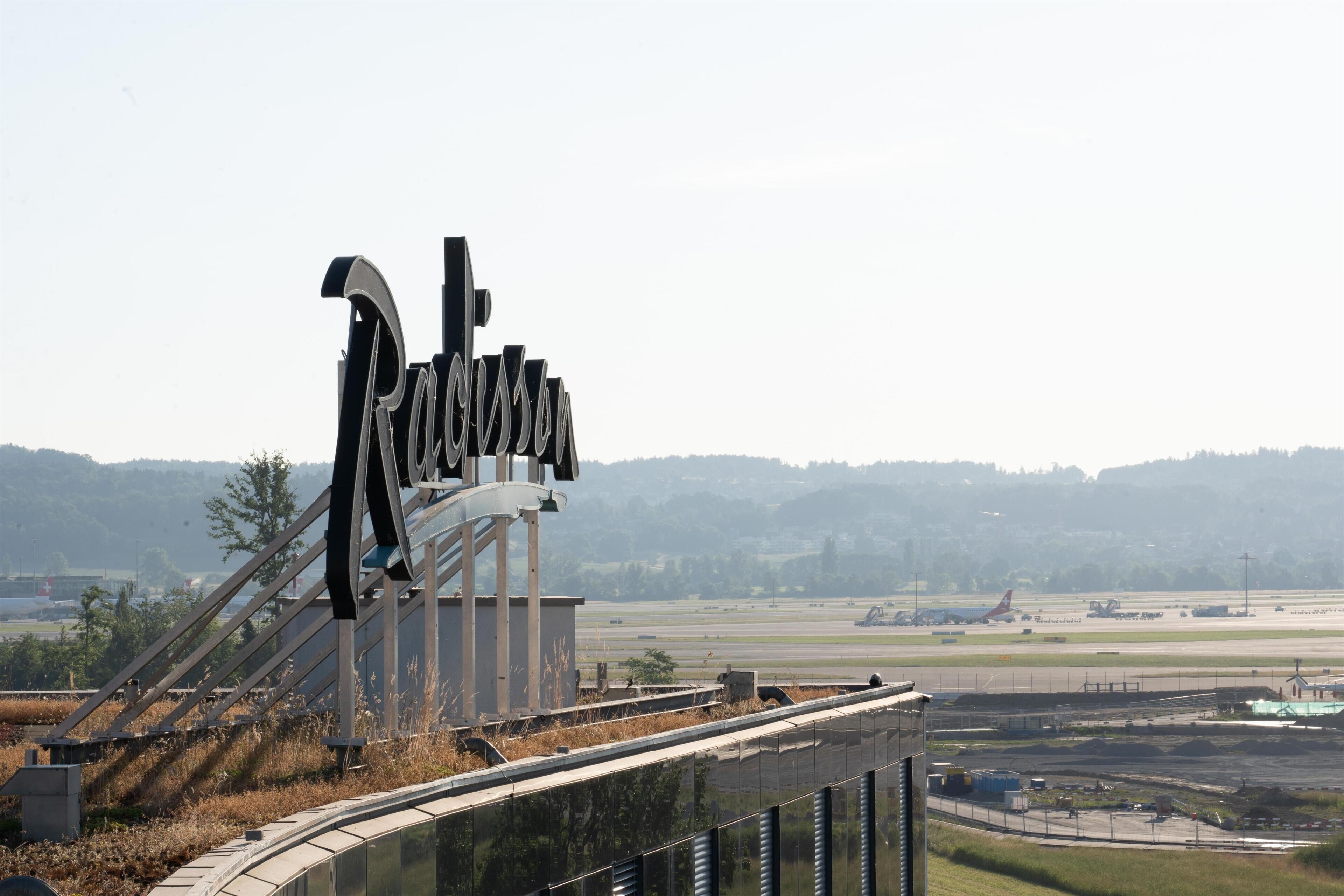 Photo - Radisson Hotel Zurich Airport