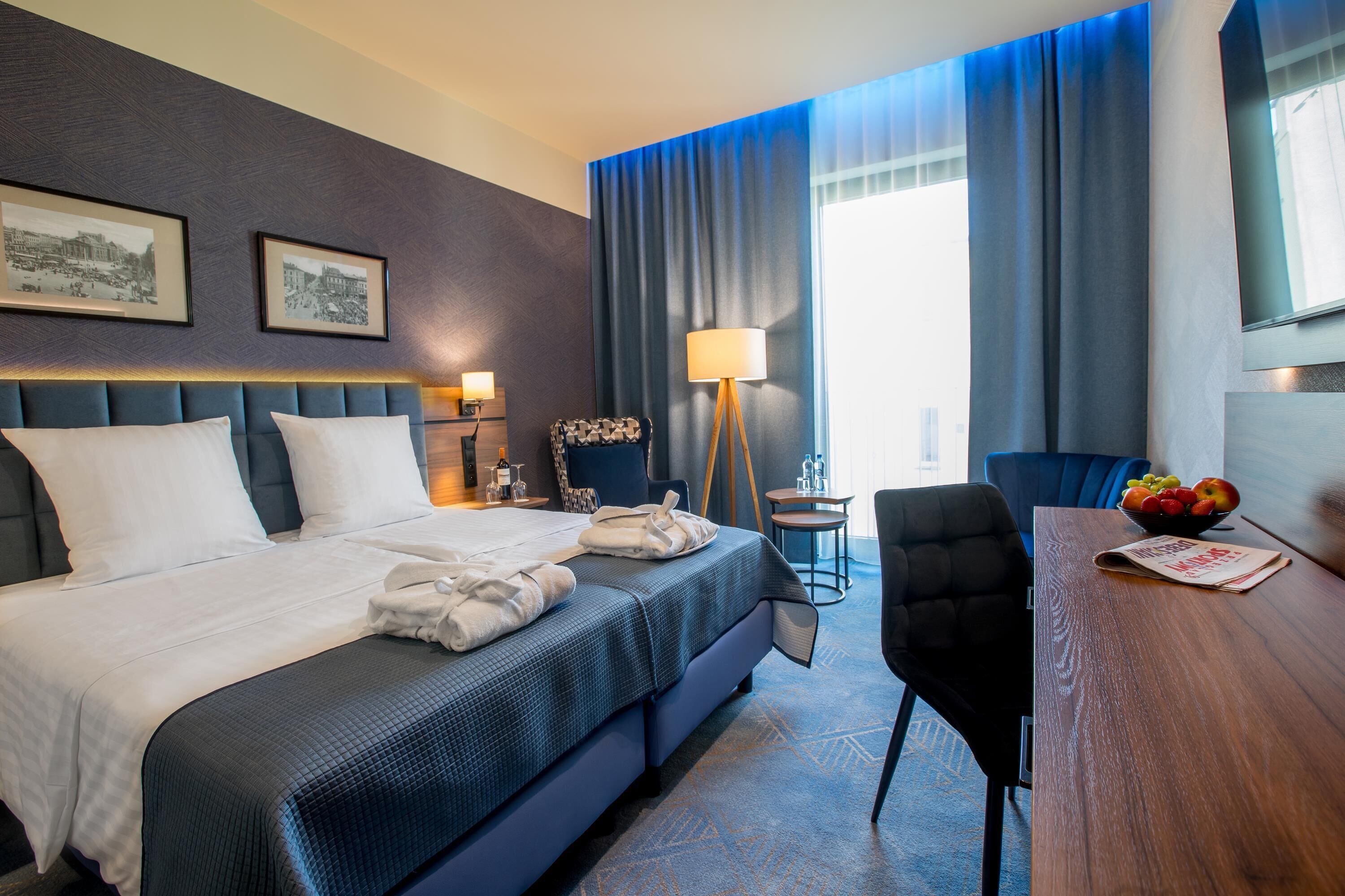 superior double or twin room | 1 bedroom, premium bedding, minibar, in-room safe