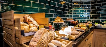 卡托维兹钻石广场酒店