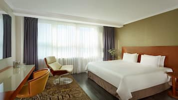 Premium bedding, minibar, in-room safe, desk