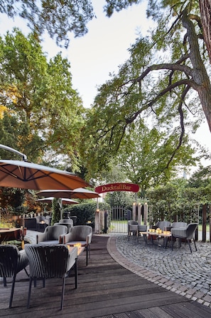 Bar (en el alojamiento)