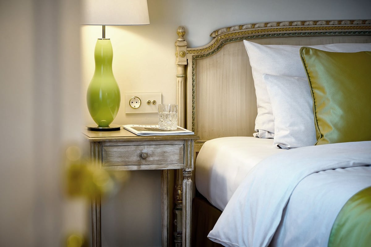 1 bedroom, Frette Italian sheets, premium bedding, minibar