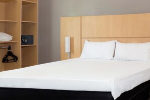Standard Room, 1 Double Bed
