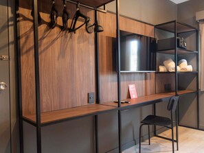 Standard Room, Multiple Beds | In-room safe, desk, blackout curtains, soundproofing - ibis Buenos Aires Congreso (Buenos Aires)