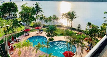 Century Riverside Hotel Hue