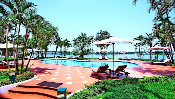 Outdoor pool, pool umbrellas, pool loungers