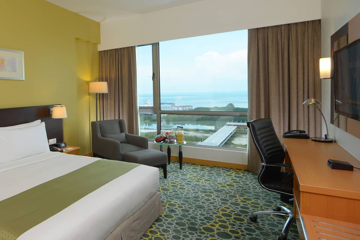 1 bedroom, minibar, in-room safe, desk