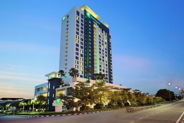 Exterior - Holiday Inn Melaka by IHG (Malacca City)