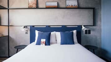 Standard Room, 1 Double Bed, Accessible | Desk, free cribs/infant beds, free WiFi, bed sheets