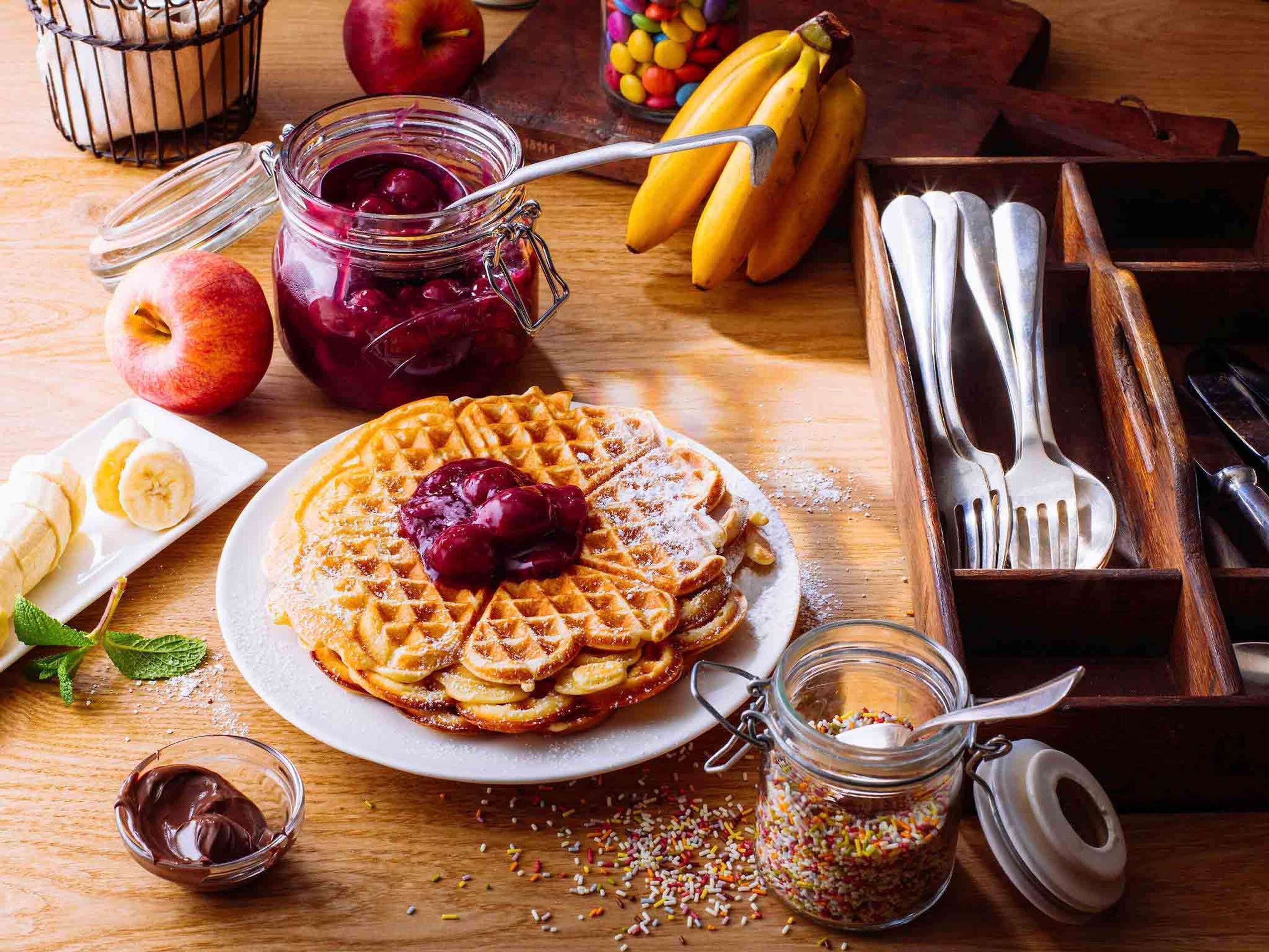 daily buffet breakfast (eur 18 per person)