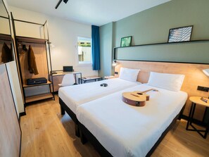 Superior Room, 2 Twin Beds | In-room safe, desk, soundproofing, free WiFi - Ibis Guimaraes (Guimarães)
