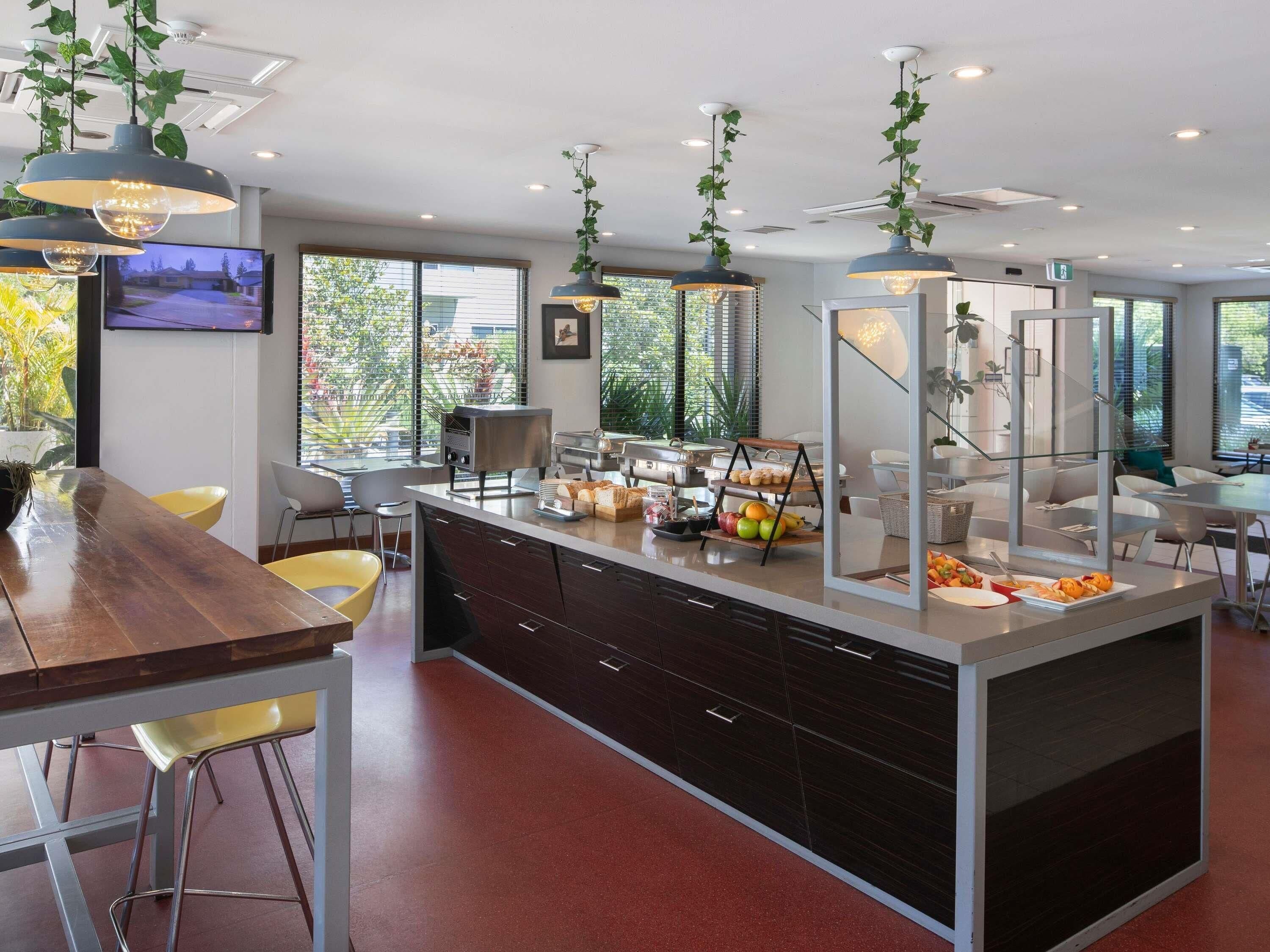 Café da manhã, almoço e jantar