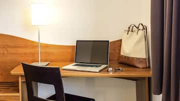 Két bảo mật tại phòng, bàn, bàn ủi/dụng cụ ủi quần áo