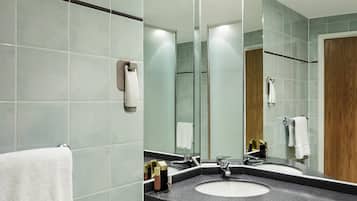 In-room safe, desk, iron/ironing board, free cribs/infant beds