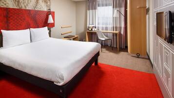 In-room safe, desk, iron/ironing board (on request)