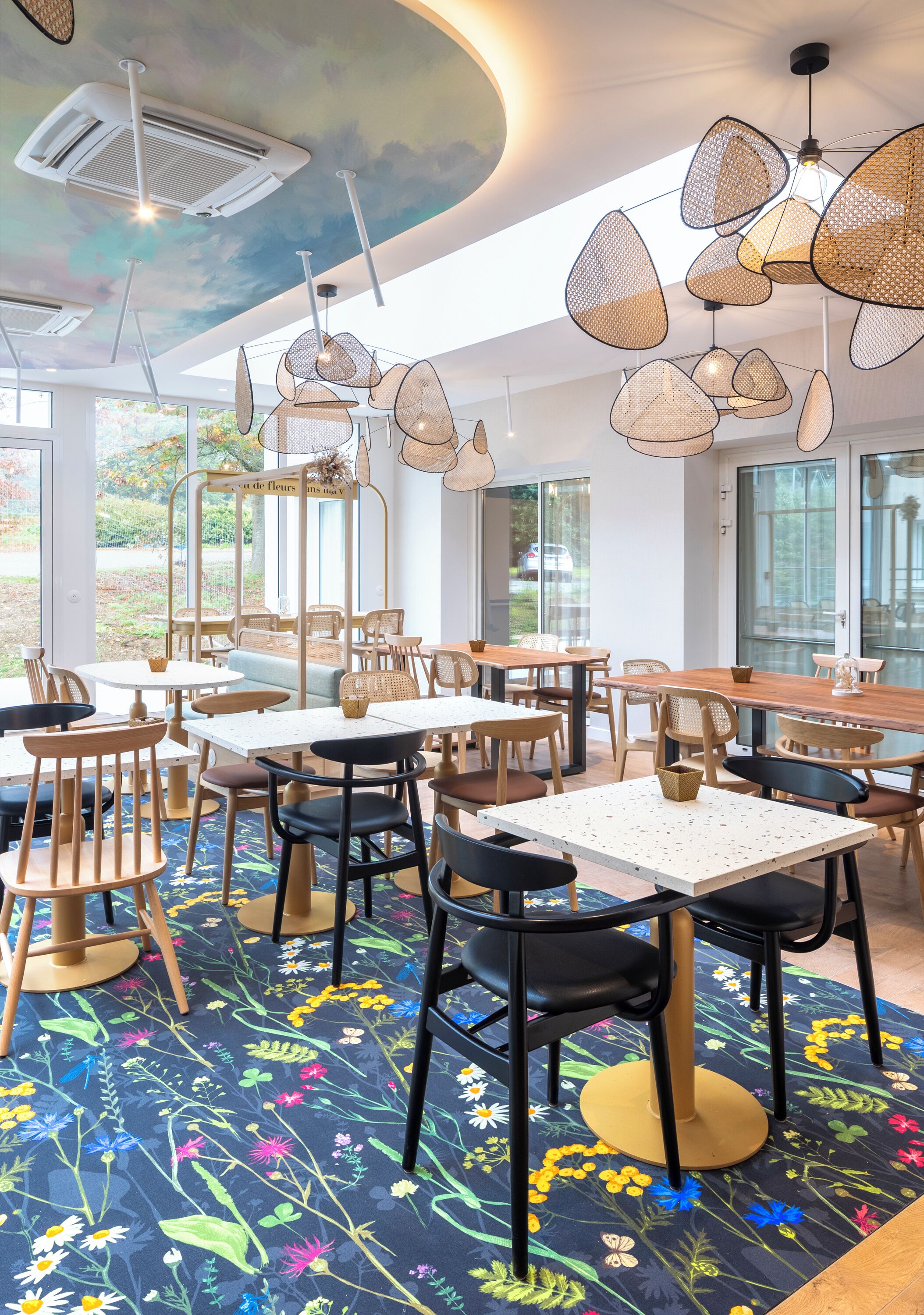 daily buffet breakfast (eur 12.90 per person)