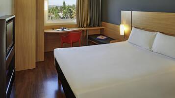 Minibar, in-room safe, desk, blackout curtains