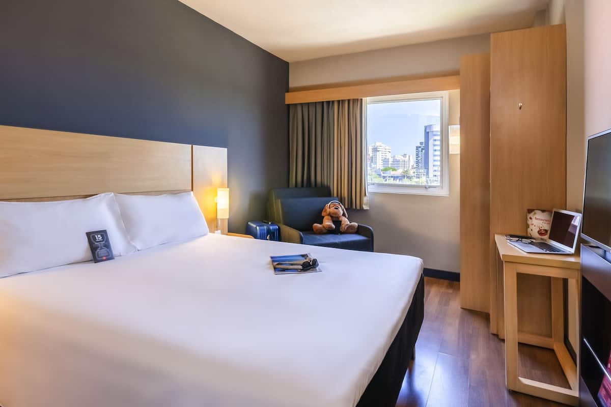 Family Apartment, 1 Double Bed with Sofa bed | Minibar, in-room safe, desk, blackout drapes