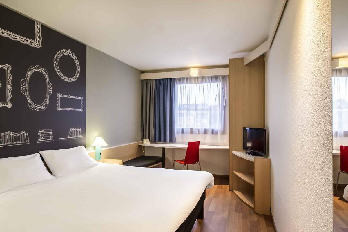 Habitación Premium, 1 cama King size | Ropa de cama de alta calidad y camas con efecto memoria
