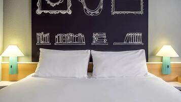 Room, 1 Double Bed | Premium bedding, memory foam beds, in-room safe, desk