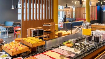 Café da manhã continental todos os dias (BRL 49 por pessoa)