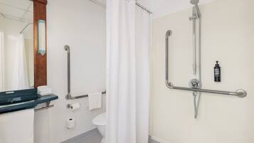 Standard Room, 1 Queen Bed (Accessible) | Bathroom | Shower, eco-friendly toiletries, hair dryer, towels