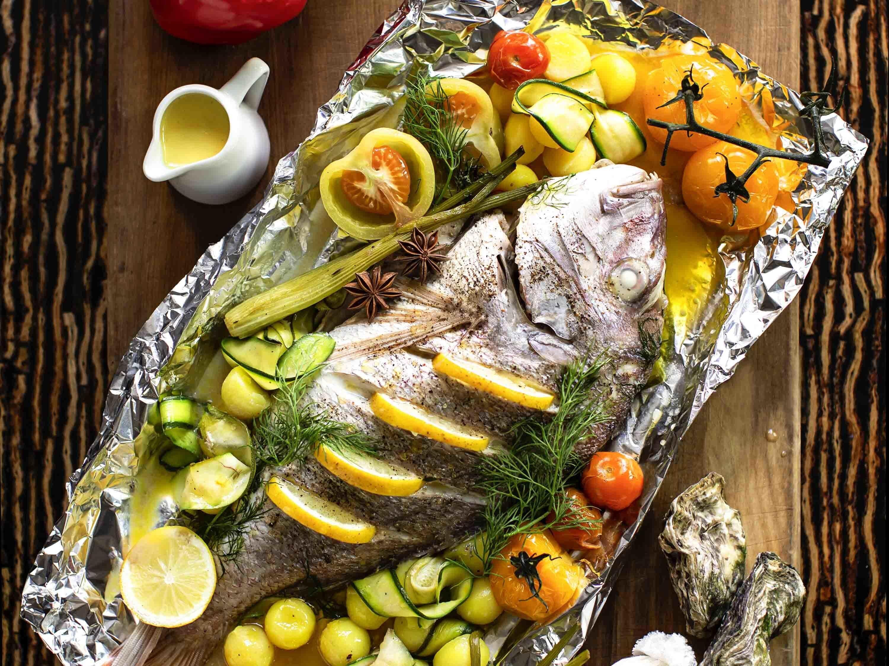 breakfast, lunch, dinner served; regional cuisine