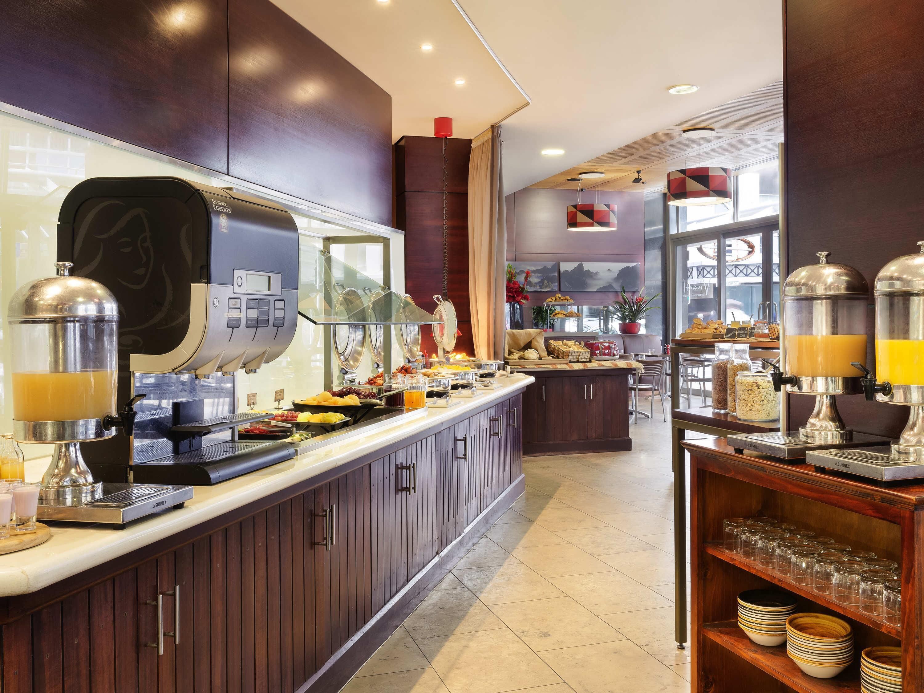 breakfast, lunch, dinner served; regional cuisine