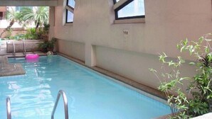 Indoor pool - Citadel Inn Makati (Makati)