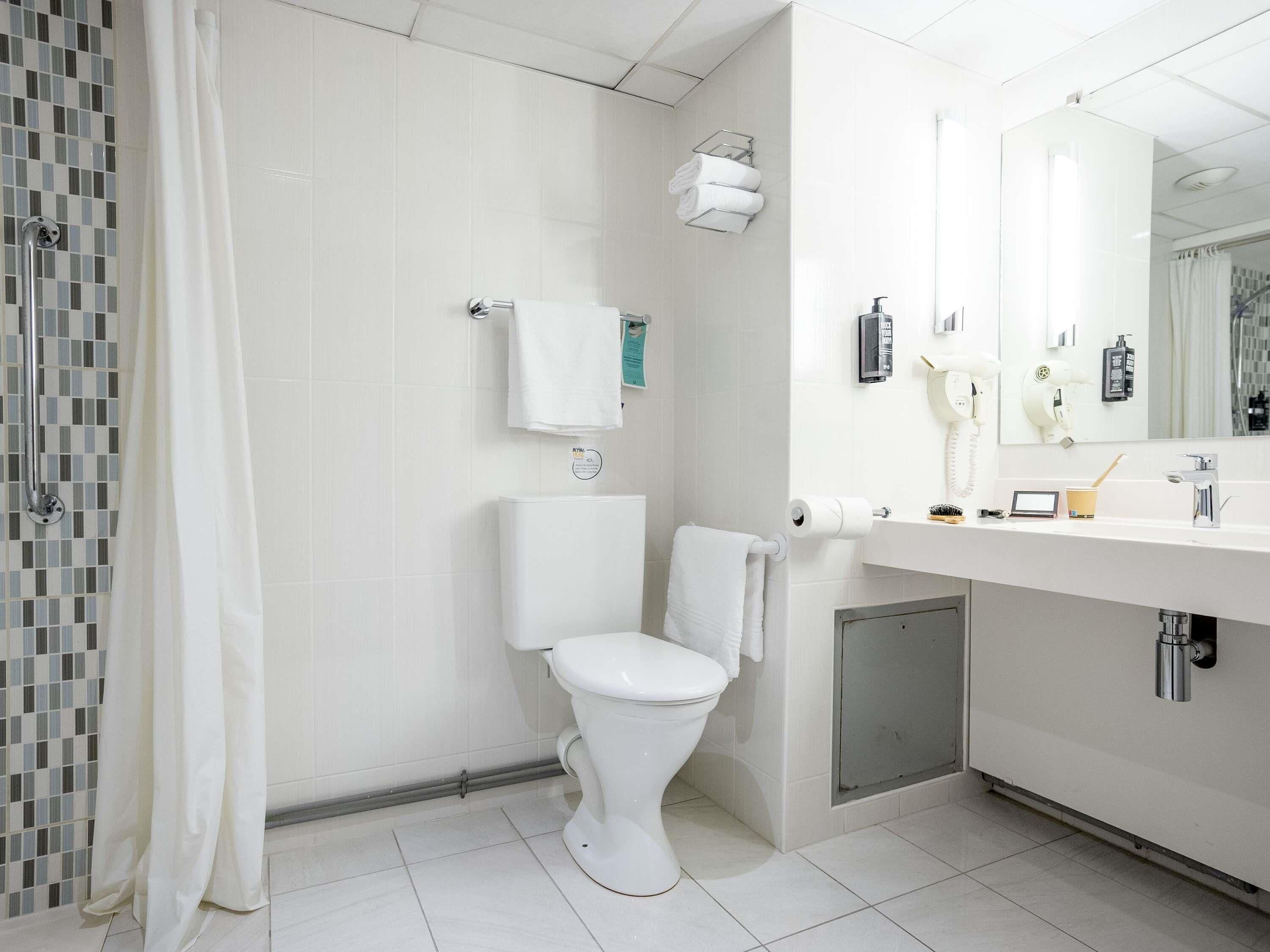 Habitación estándar con 2 camas individuales, 2 camas individuales | Colchones con acolchado adicional y sistema de insonorización