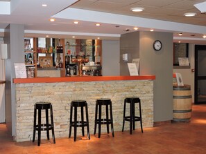 酒吧（店内）
